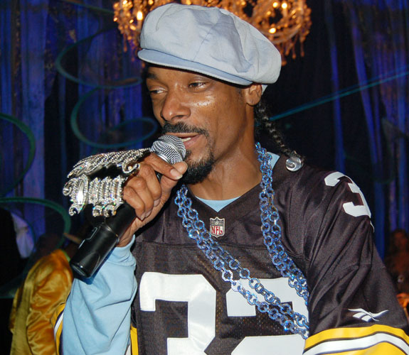 Snoop Dogg performs as the headline act at the Penthouse Magazine Super Bowl XLI Party at Mansion Nightclub on South Beach.